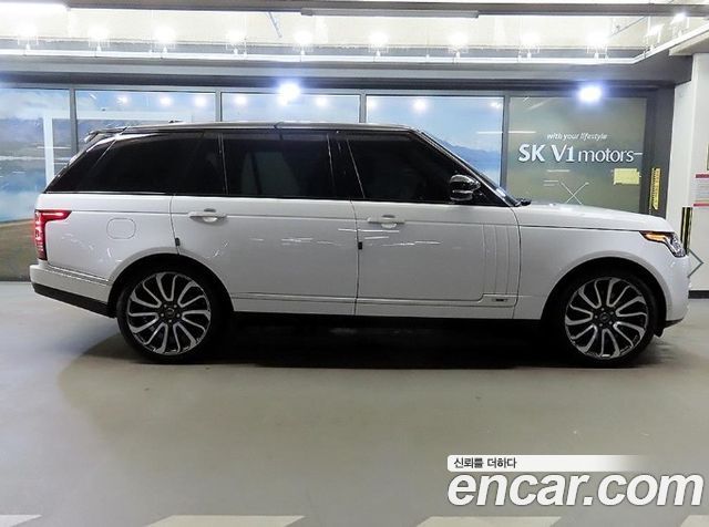 Land Rover Range Rover (IV) 5.0 SC AB LWB 2017 — фото 3