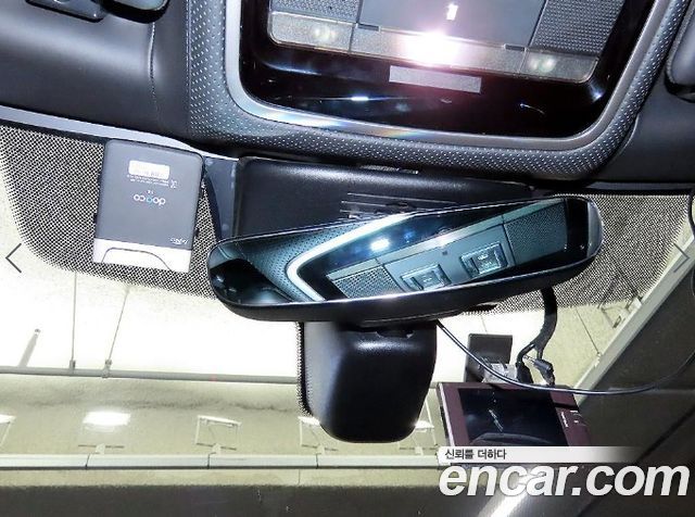 Land Rover Range Rover (IV) 5.0 SC AB LWB 2017 — фото 17