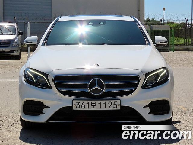 Mercedes-Benz E-Class (W213) E300 4MATIC AMG Line