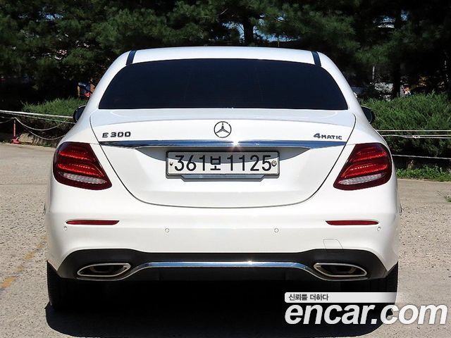 Mercedes-Benz E-Class (W213) E300 4MATIC AMG Line 2020 — фото 4