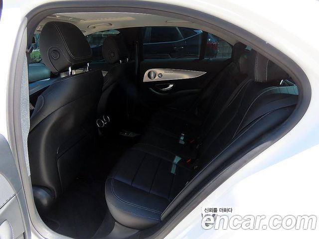 Mercedes-Benz E-Class (W213) E300 4MATIC AMG Line 2020 — фото 6
