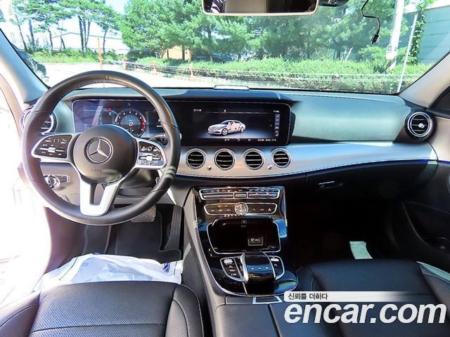 Mercedes-Benz E-Class (W213) E300 4MATIC AMG Line 2020 — фото 7