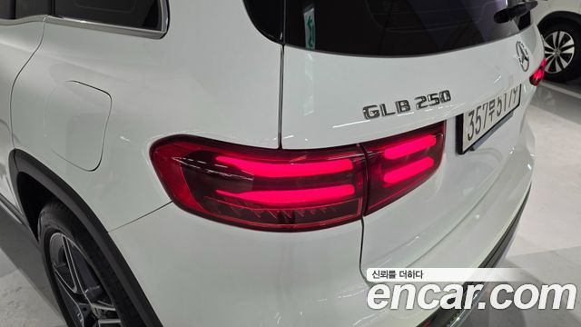 Mercedes-Benz GLB-Class (X247) GLB250 4MATIC 2026 — фото 17
