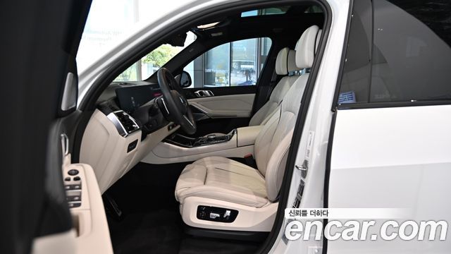 BMW X5 (G05) M60i 2026 — фото 16
