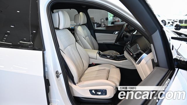 BMW X5 (G05) M60i 2026 — фото 17