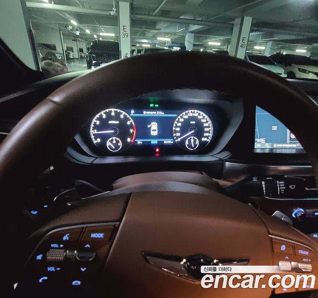 Genesis G90 5.0 AWD Prestige 2020 — фото 8