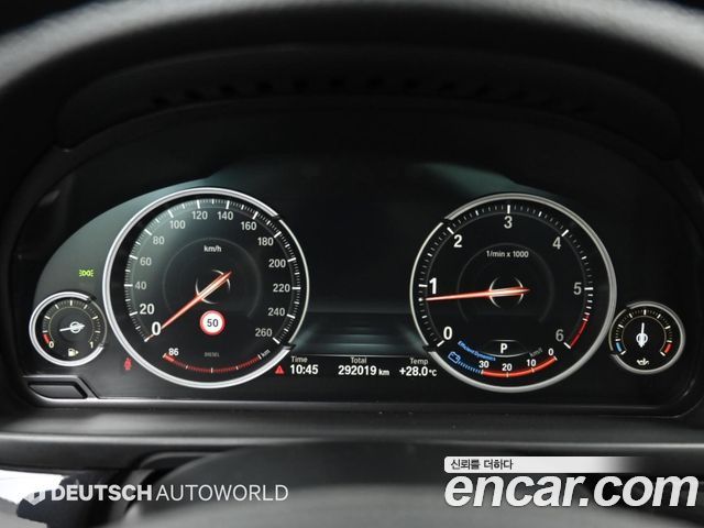BMW 5 Series (F10) 520d xDrive 2014 — фото 8