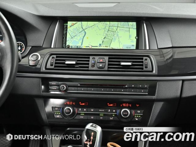 BMW 5 Series (F10) 520d xDrive 2014 — фото 18