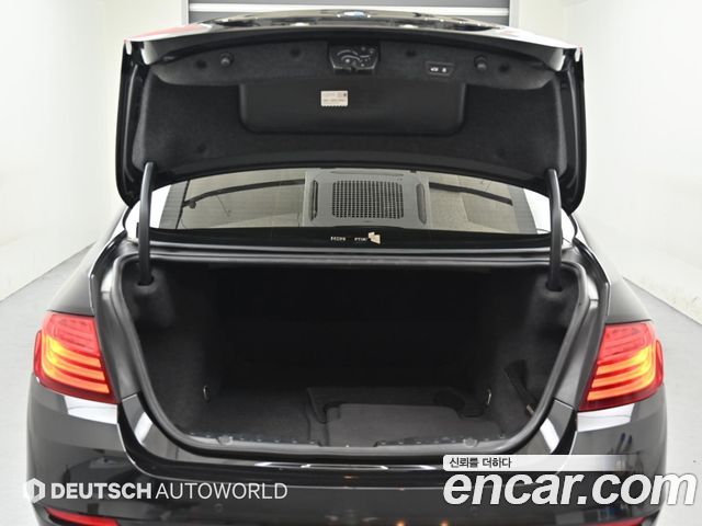 BMW 5 Series (F10) 520d xDrive 2014 — фото 23