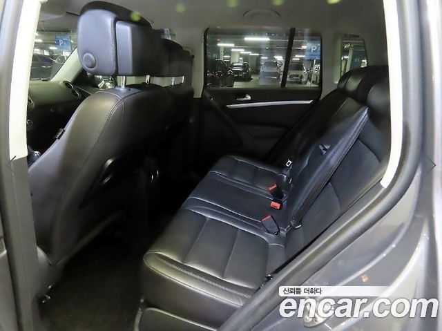 Volkswagen Tiguan 2.0 TDI Comfort 5N 2015 — фото 7