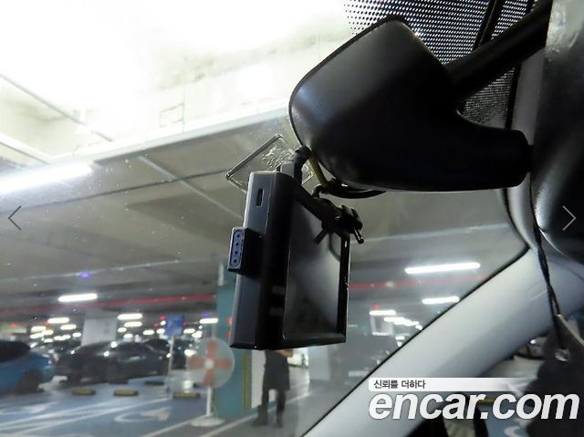 Volkswagen Tiguan 2.0 TDI Comfort 5N 2015 — фото 18