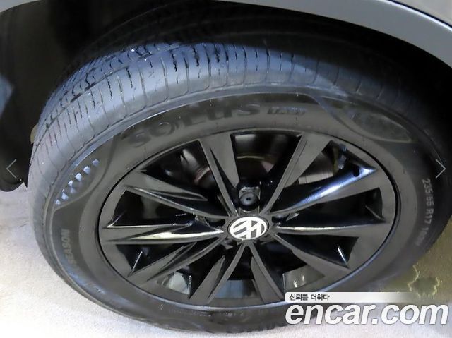 Volkswagen Tiguan 2.0 TDI Comfort 5N 2015 — фото 23
