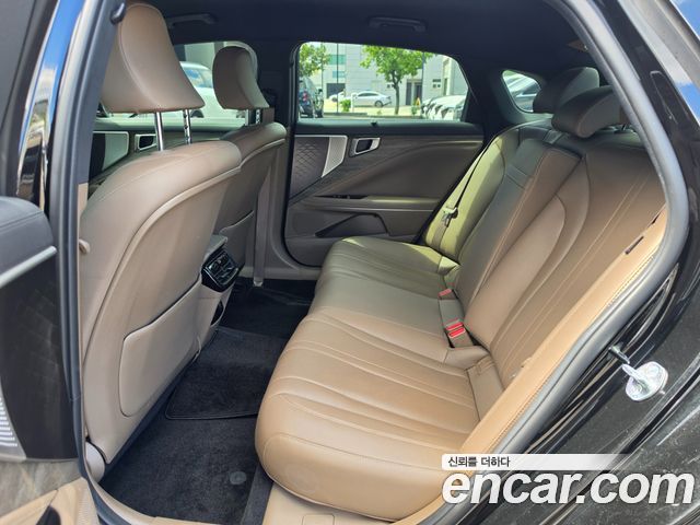 Kia K8 2.5 Gasoline 2WD Noblesse 2023 — фото 16
