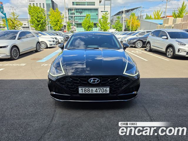 Hyundai Sonata (DN8) 1.6 Turbo Premium Plus 2022 — фото 1