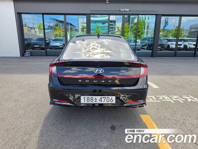 Hyundai Sonata (DN8) 1.6 Turbo Premium Plus 2022 — фото 3