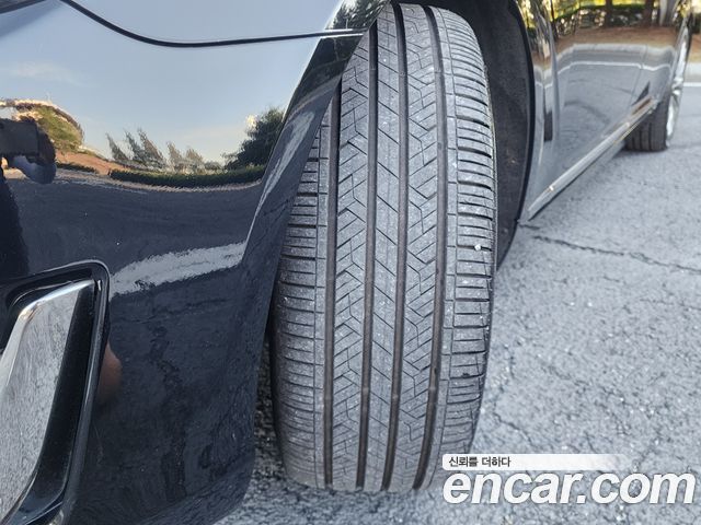 Genesis EQ900 3.3 T-GDI AWD Prestige 2016 — фото 9