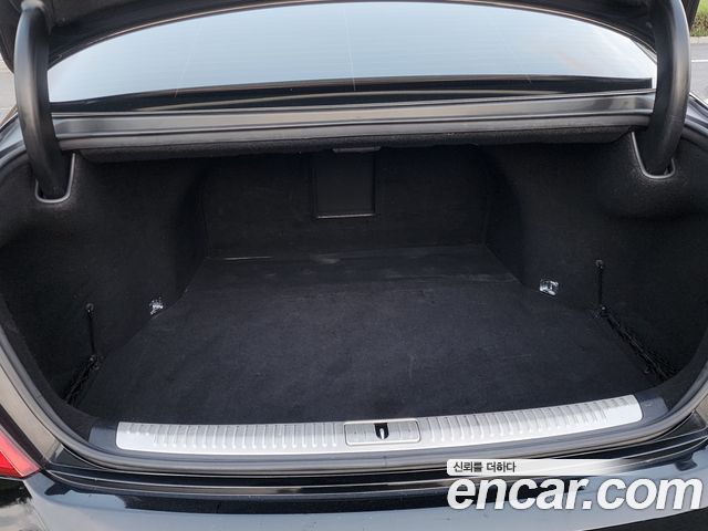 Genesis EQ900 3.3 T-GDI AWD Prestige 2016 — фото 15