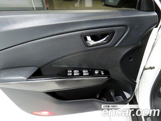 KG Mobility (SsangYong) Tivoli Air 1.6 RX 2WD 2018 — фото 17