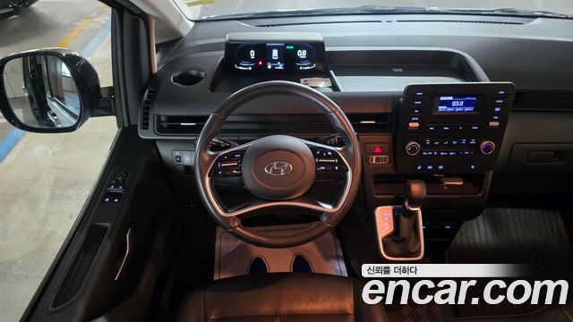 Hyundai Staria Tourer 9-Seater Modern 2023 — фото 17