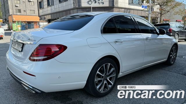 Mercedes-Benz E-Class (W213) E300 4MATIC Avnatgarde 2019 — фото 4