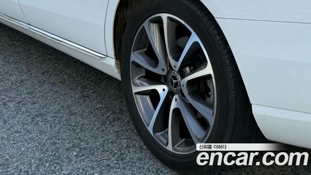 Mercedes-Benz E-Class (W213) E300 4MATIC Avnatgarde 2019 — фото 5