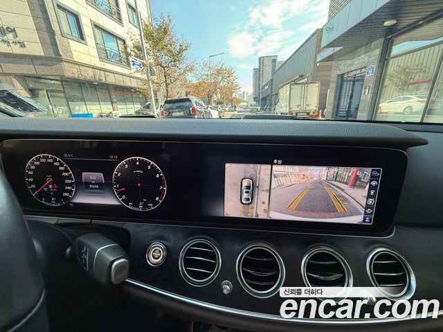 Mercedes-Benz E-Class (W213) E300 4MATIC Avnatgarde 2019 — фото 8