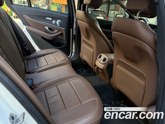 Mercedes-Benz E-Class (W213) E300 4MATIC Avnatgarde 2019 — фото 10