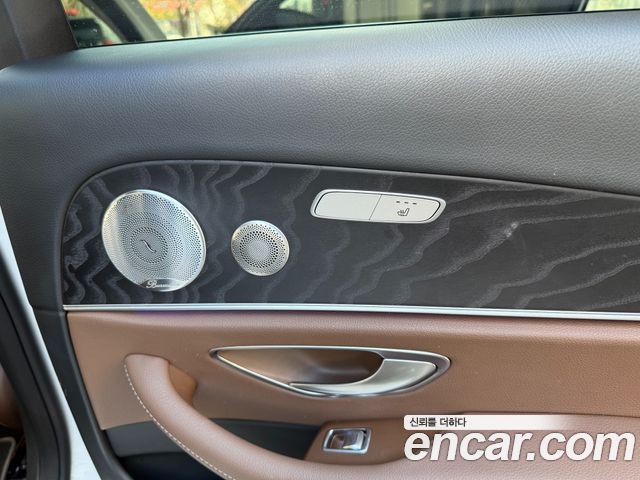 Mercedes-Benz E-Class (W213) E300 4MATIC Avnatgarde 2019 — фото 16