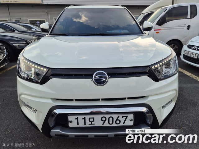 KG Mobility (SsangYong) Tivoli LX 2WD HI-DLX 2015 — фото 3