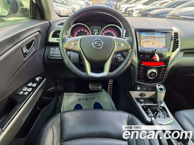 KG Mobility (SsangYong) Tivoli LX 2WD HI-DLX 2015 — фото 15