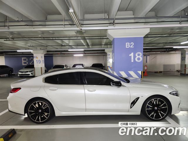 BMW 8 Series (G15) M850i xDrive Gran Coupe 2022 — фото 3