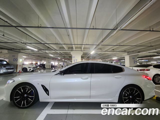BMW 8 Series (G15) M850i xDrive Gran Coupe 2022 — фото 4
