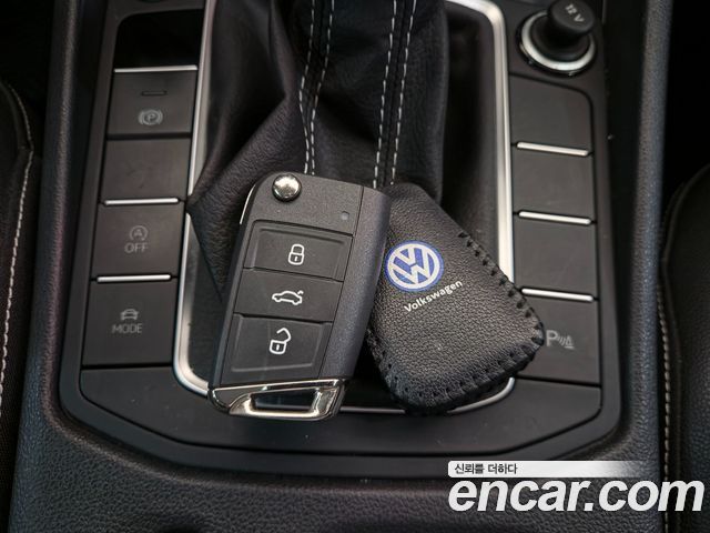 Volkswagen Jetta (VII) 1.5 TSI Prestige 2023 — фото 16