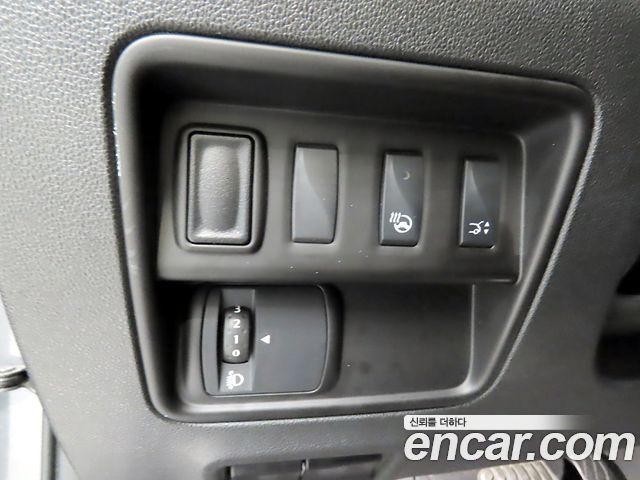 Renault Korea QM6 2.0 LPe LE 2WD 2020 — фото 19