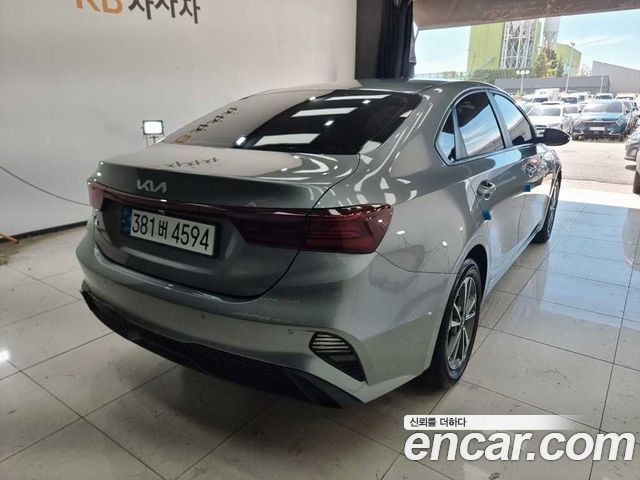 Kia K3 (II) 1.6 Prestige 2022 — фото 2