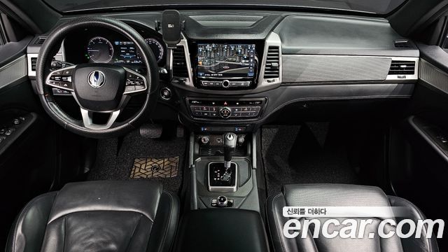 KG Mobility (SsangYong) Rexton Sports Khan Diesel 2.2 4WD Professional S (5-Link) 2019 — фото 7