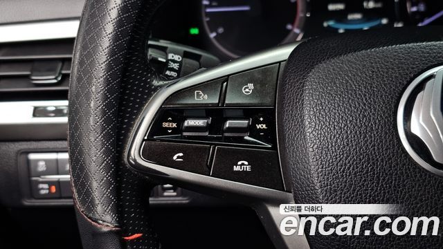 KG Mobility (SsangYong) Rexton Sports Khan Diesel 2.2 4WD Professional S (5-Link) 2019 — фото 14