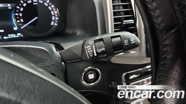 KG Mobility (SsangYong) Rexton Sports Khan Diesel 2.2 4WD Professional S (5-Link) 2019 — фото 18
