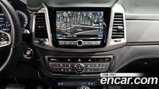 KG Mobility (SsangYong) Rexton Sports Khan Diesel 2.2 4WD Professional S (5-Link) 2019 — фото 19