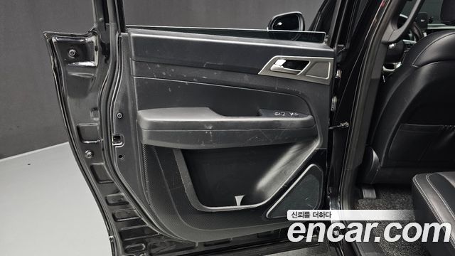 KG Mobility (SsangYong) Rexton Sports Khan Diesel 2.2 4WD Professional S (5-Link) 2019 — фото 25