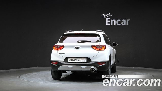 Kia Stonic 1.4 Prestige 2020 — фото 4