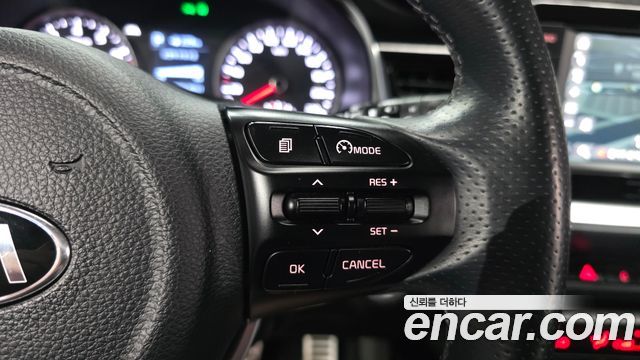 Kia Stonic 1.4 Prestige 2020 — фото 21
