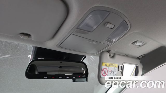 Kia Stonic 1.4 Prestige 2020 — фото 24