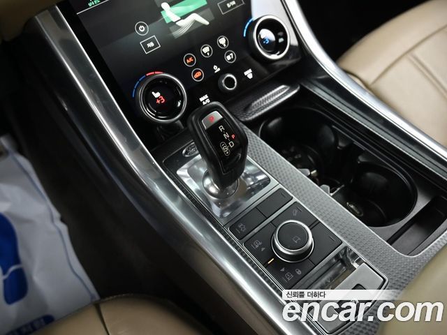 Land Rover Range Rover Sport (II) 3.0 SC HSE Dynamic 2018 — фото 9