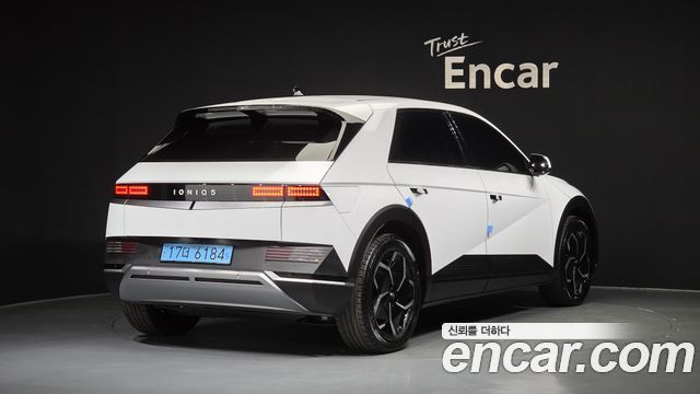 Hyundai Ioniq 5 Standard Exclusive 2023 — фото 2