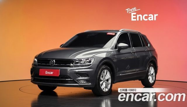 Volkswagen Tiguan (II) 2.0 TDI Premium 2020 — фото 1