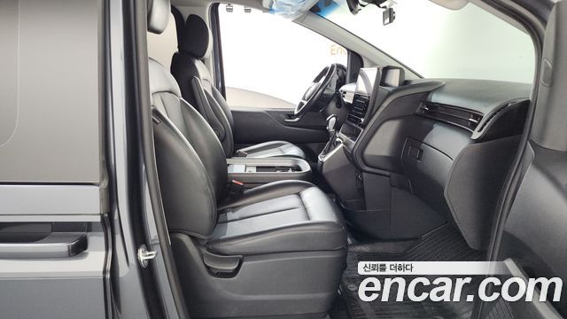 Hyundai Staria L3.5 Cargo 5-Seater Modern 2022 — фото 26