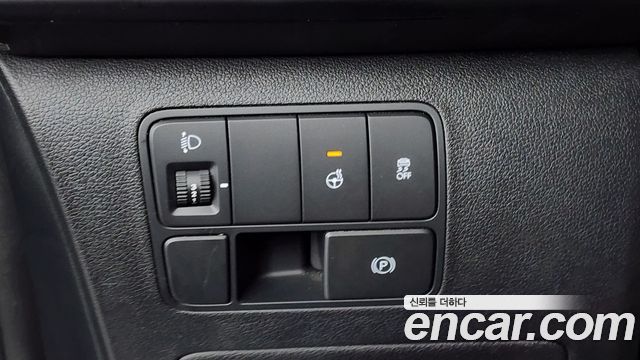 Hyundai Staria L3.5 Cargo 5-Seater Modern 2022 — фото 27