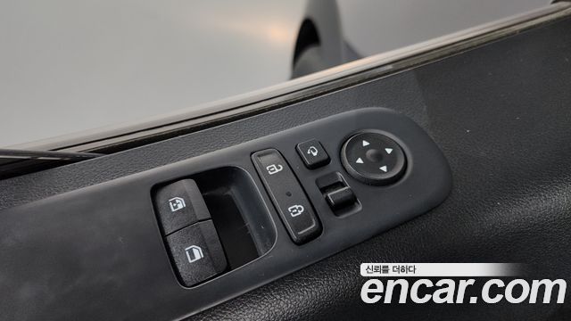 Hyundai Staria L3.5 Cargo 5-Seater Modern 2022 — фото 29