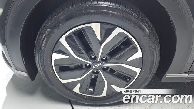 Kia EV6 Long Range Air 2022 — фото 5